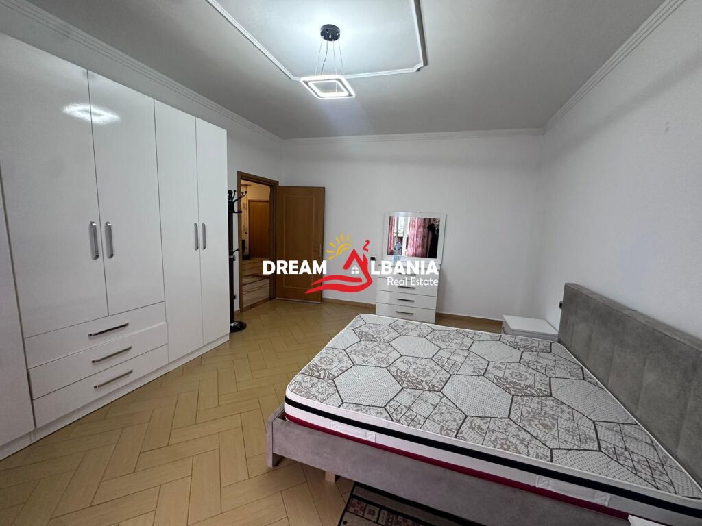 Jepet me qera apartament 2+1 ne Kinostudio ( ID 42215578)
