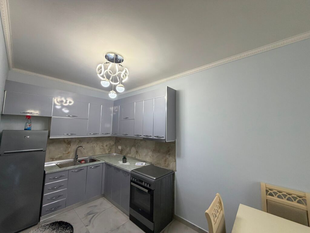 Apartment 1+1 for sale at Rrota Kuqe