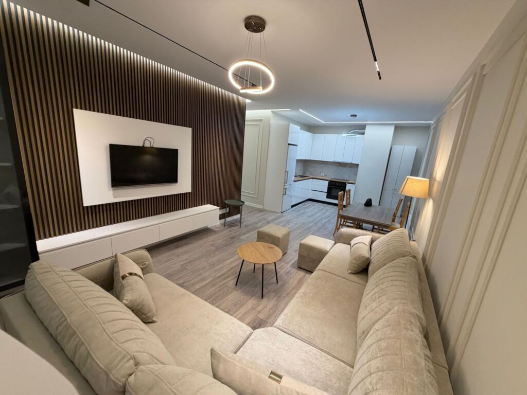 🏡 Affittasi super appartamento 2+1 + 2 bagni  📍 Via “5 Maji Tirana”💶 Prezzo: 650 euro/mese