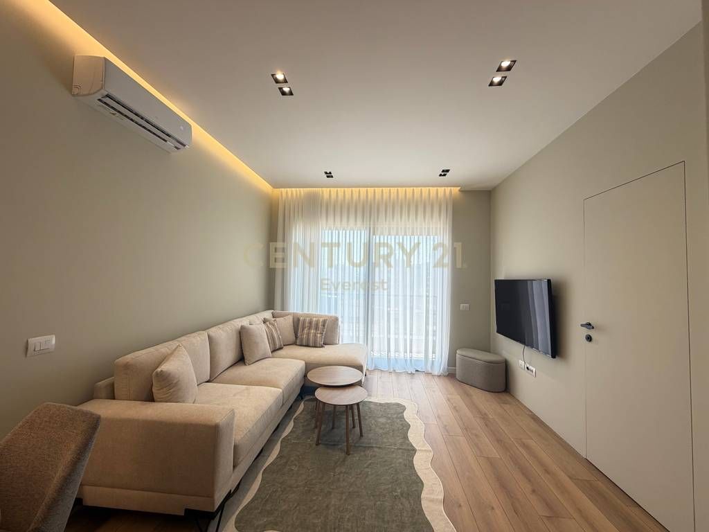 Appartamento di lusso 1+1 in affitto in Via Barrikadave