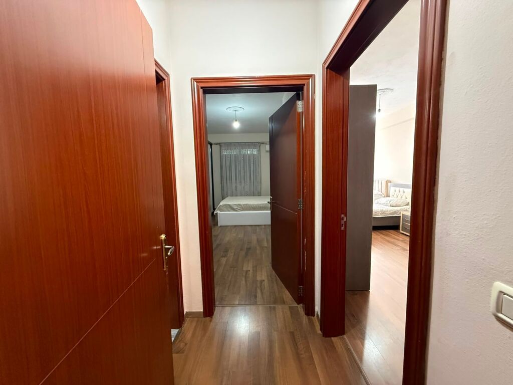 QERA APARTAMENT 2+1+2 UNAZA RE