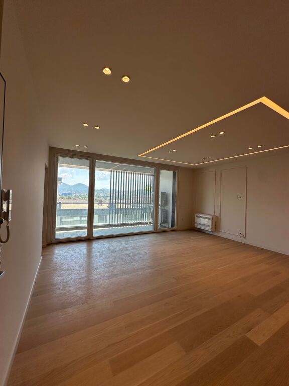 3+1 Apartment for Sale near Pallati i Brigadave