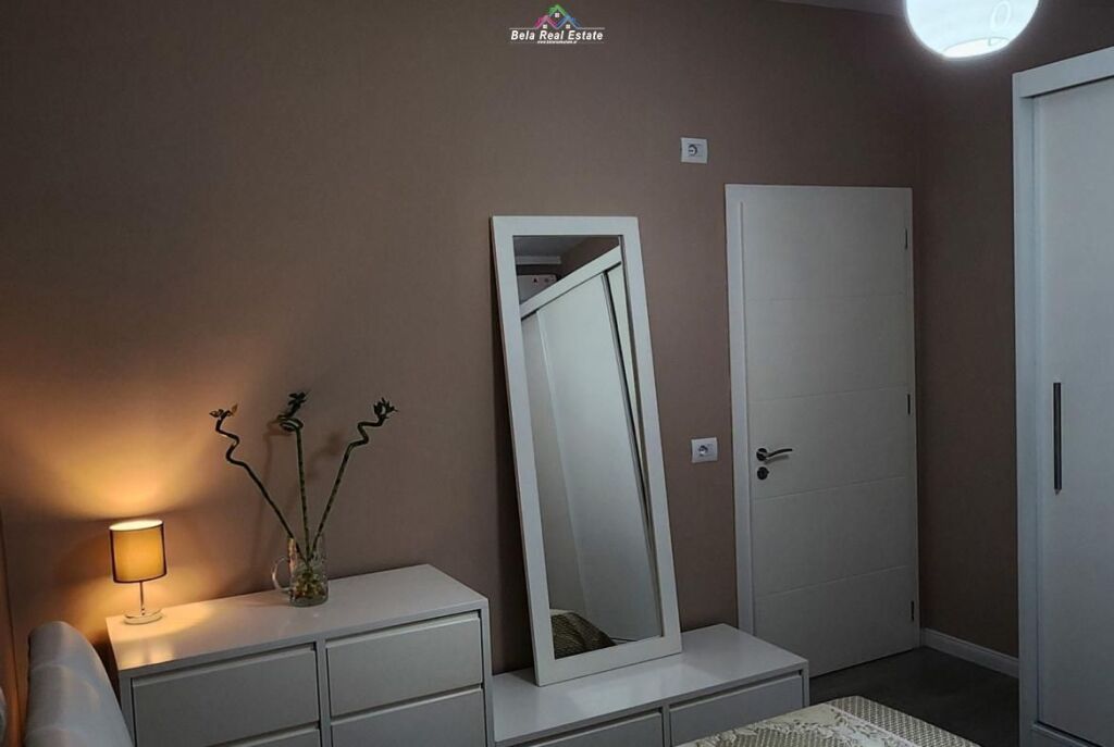 Apartament Me Qera 1+1 ne Myslym Shyr (ID B2101497) Tirane