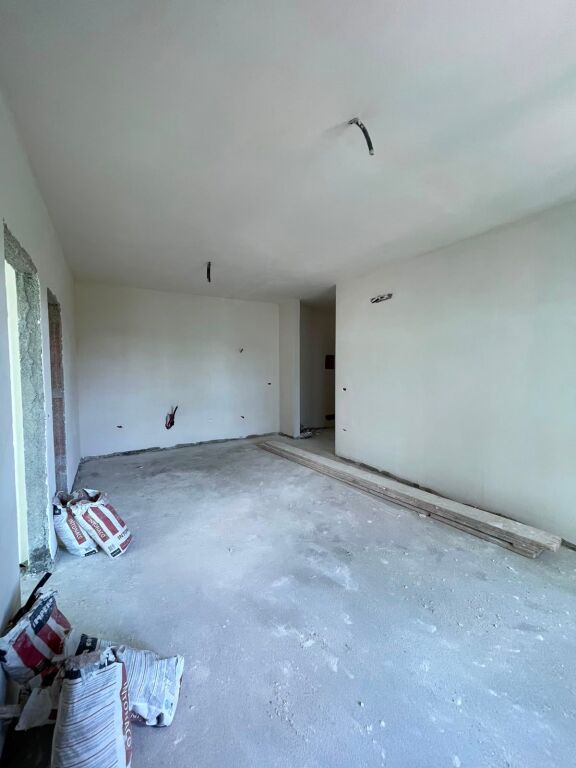 🏡Appartamento 2+1 in Vendita a Rezidenca Viva, Ex Campo di Aviazione.📣