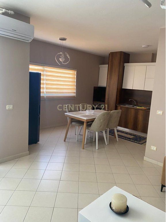 AFFITTASI APPARTAMENTO 2+1+2 A VOLLGA!  750 € /Mese