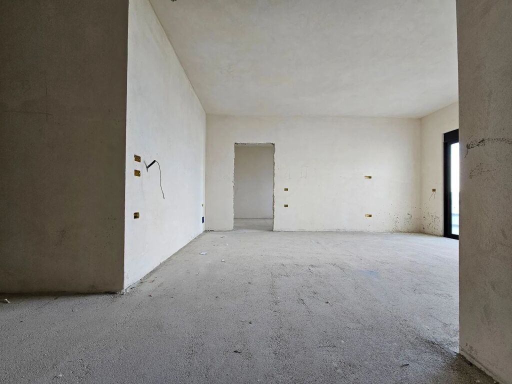 APARTMENT 1+1 FOR SALE  📍SARANDE