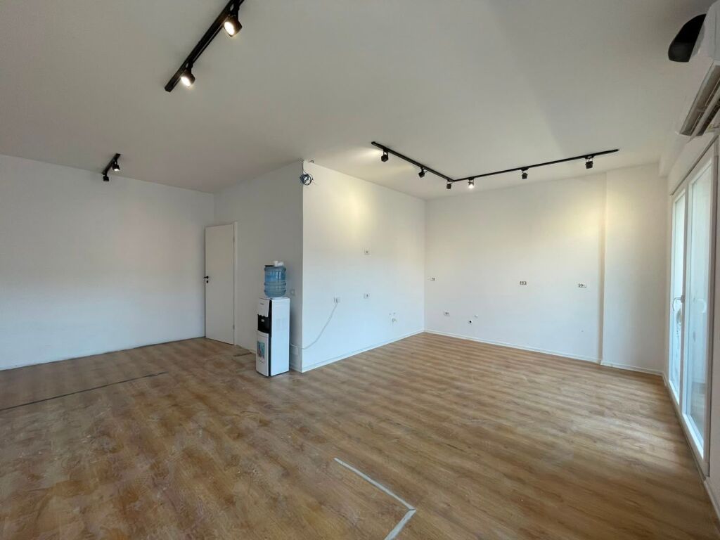 Spazio ufficio al Kristal Center