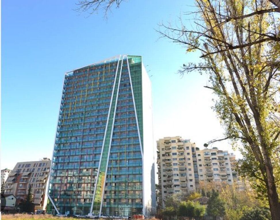 OFFICE 400m2 FOR RENT AT AMBASSADOR 3