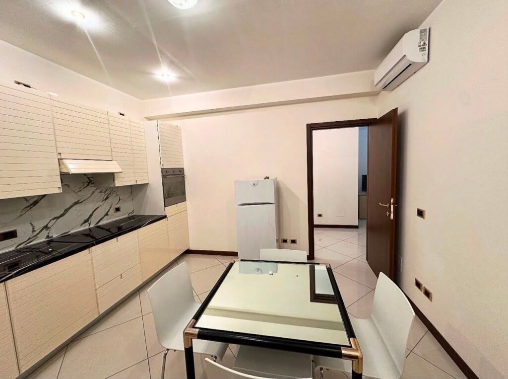 Appartamento 1+1 in affitto a Kinostudio.