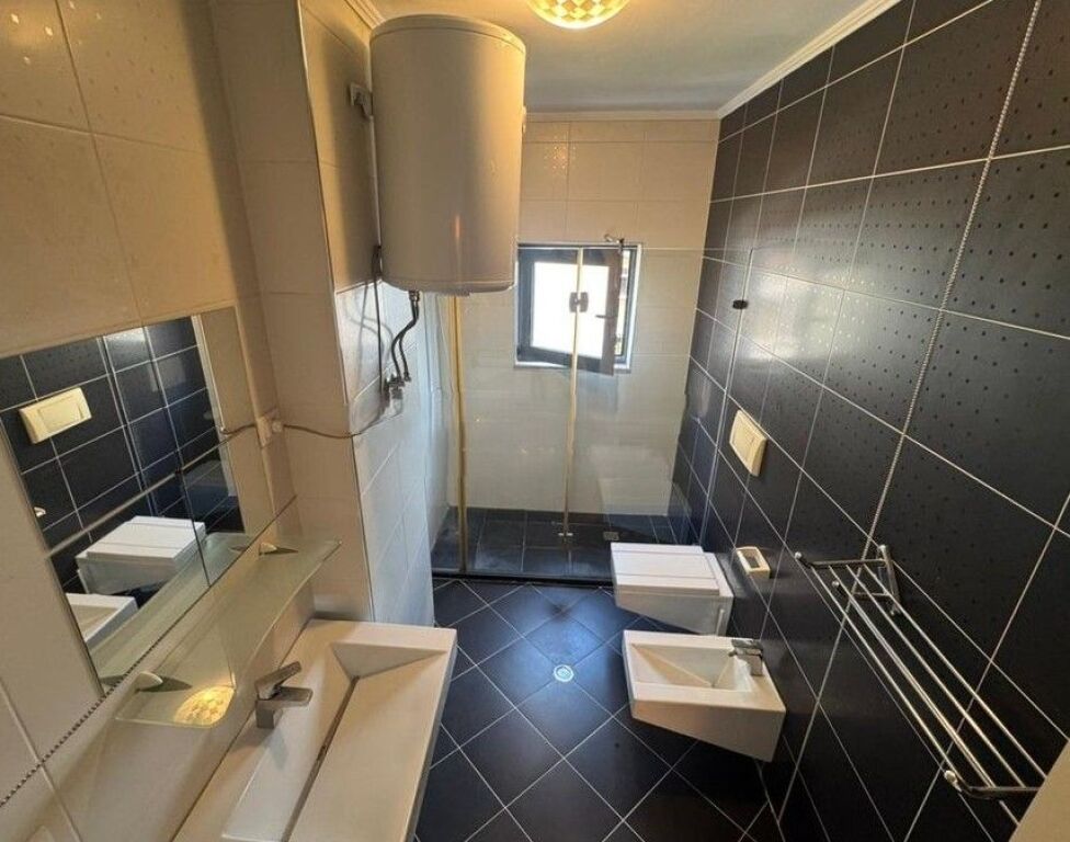 Affittasi Appartamento 2+1+2 in Via dei Kosovari