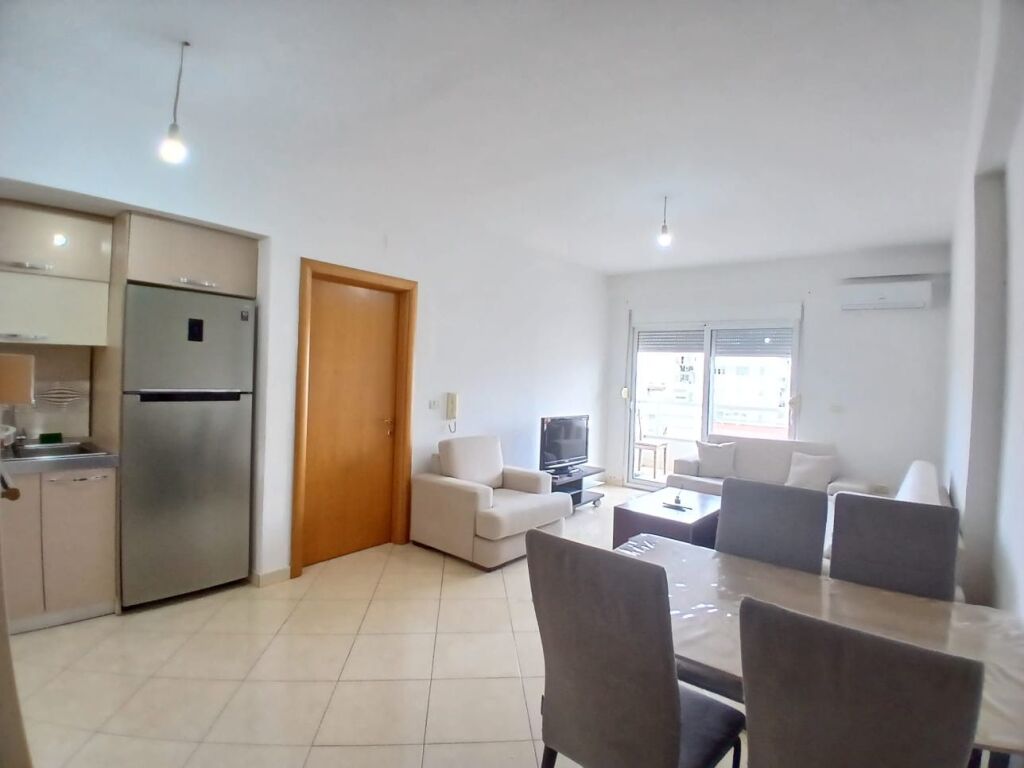 2+1, 6th floor elevator, new market, 600 thousand lek