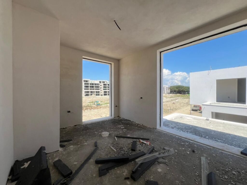 Individual Villa for Sale