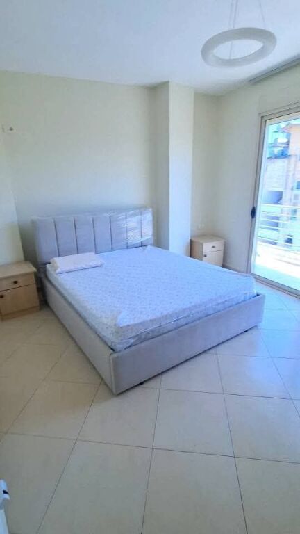 Apartament me Qira 1+1 - Mbas ambasades Amerikane. Rr. Ali Visha. Tirane.