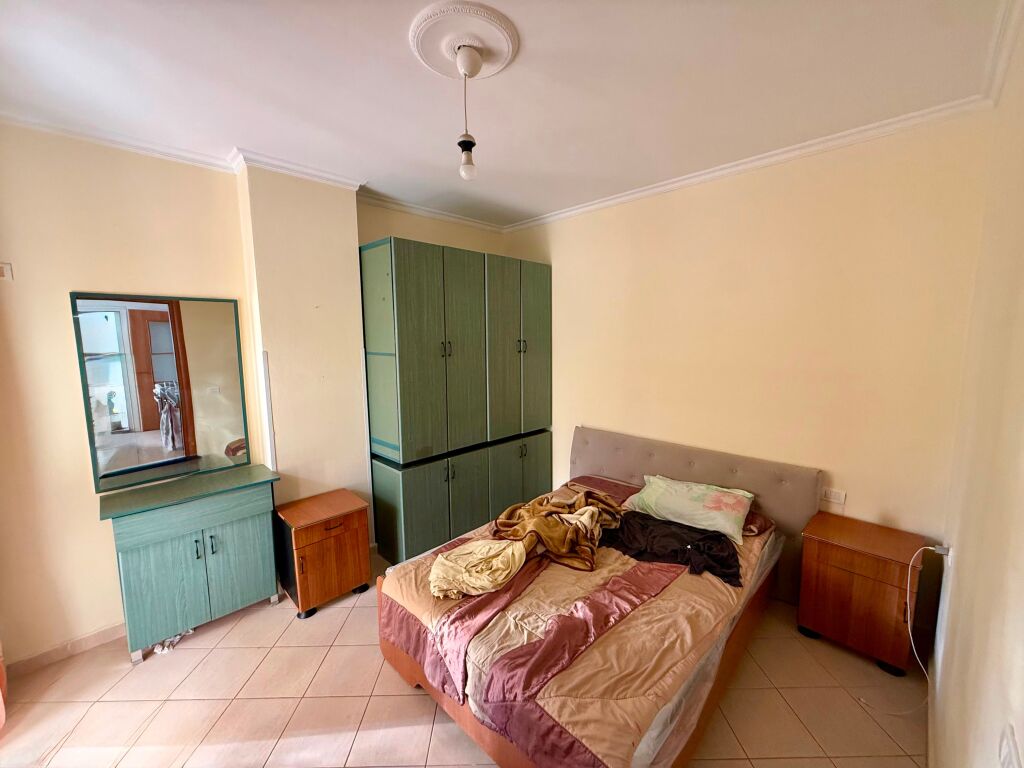 📣 VENDESI Appartamento 2+1 con Balcone 📍 Via Teleferiku, Vicino al Market Aldi ✨  💶 Prezzo 130 Milioni Leke