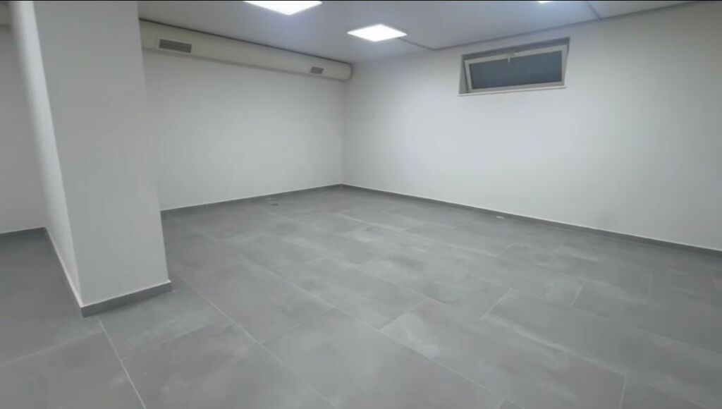 Jepet me qera dhe Shitet ambient biznesi