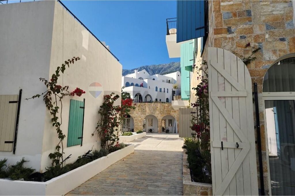 Appartamento - In Vendita - Vlore, Vlore(ID: 530171094-299)