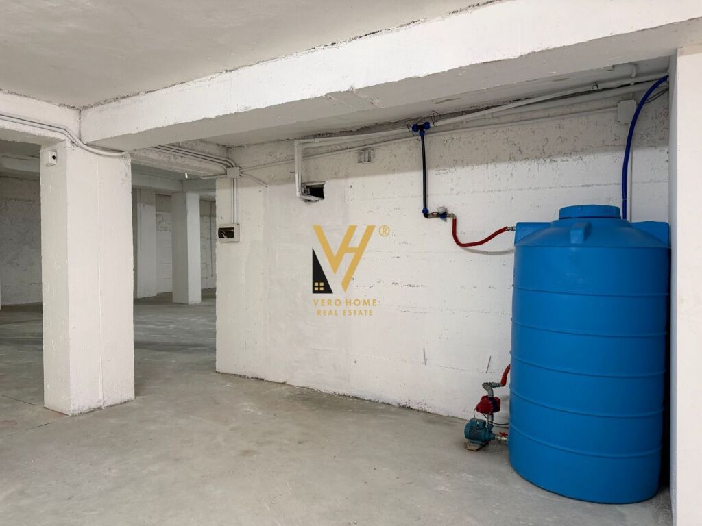 MAGAZZINO 480 M2 IN AFFITTO ALLA FABBRICA DI TRATTORI 200.000 LEKE