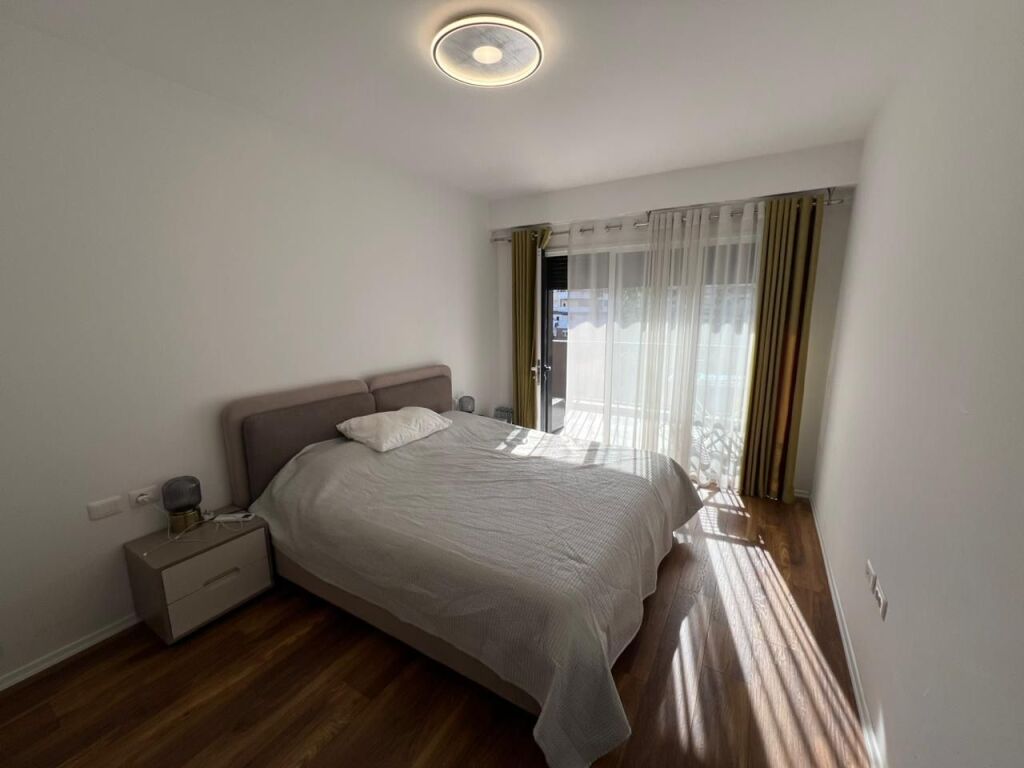 For rent 2+1+2 Komuna Parisit