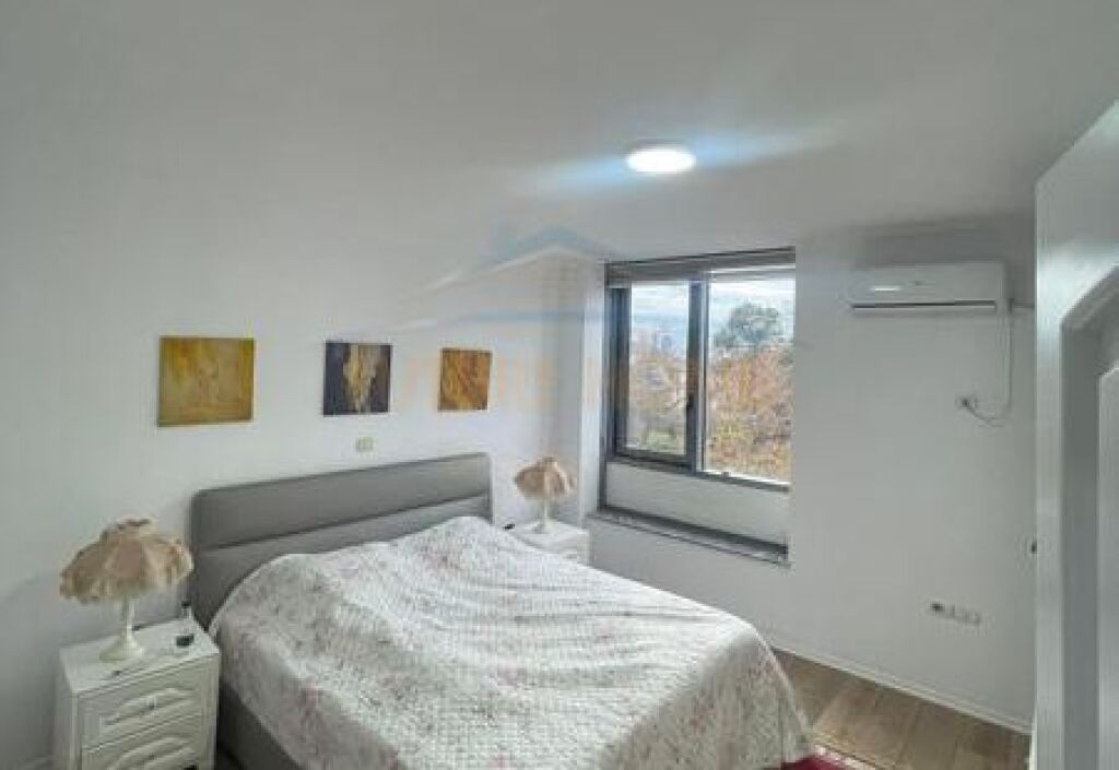 Affitto Appartamento 2+1+2, Centro, Tirana