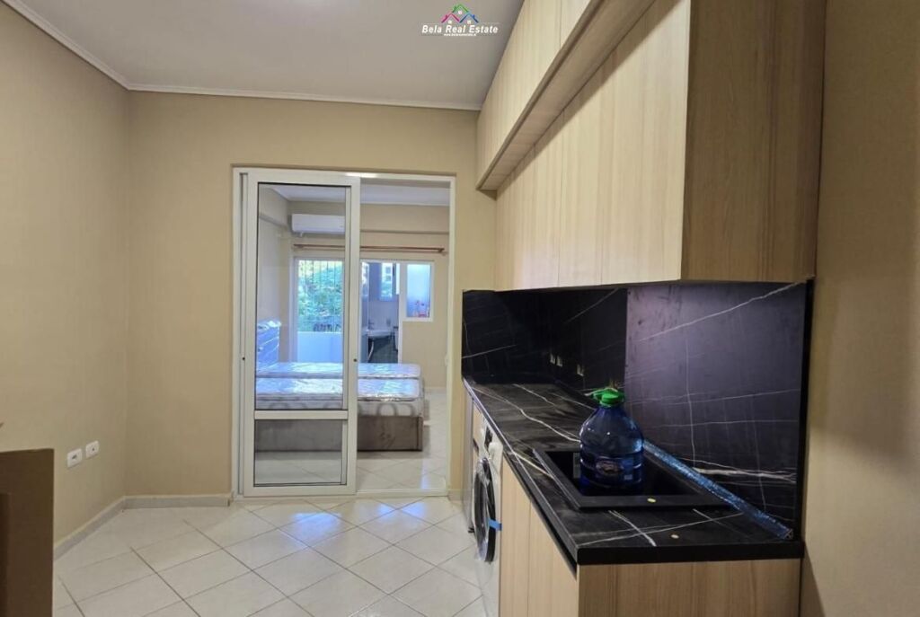 Garsoniere Me Qera tek 21 Dhjetori (ID BG179) Tirane
