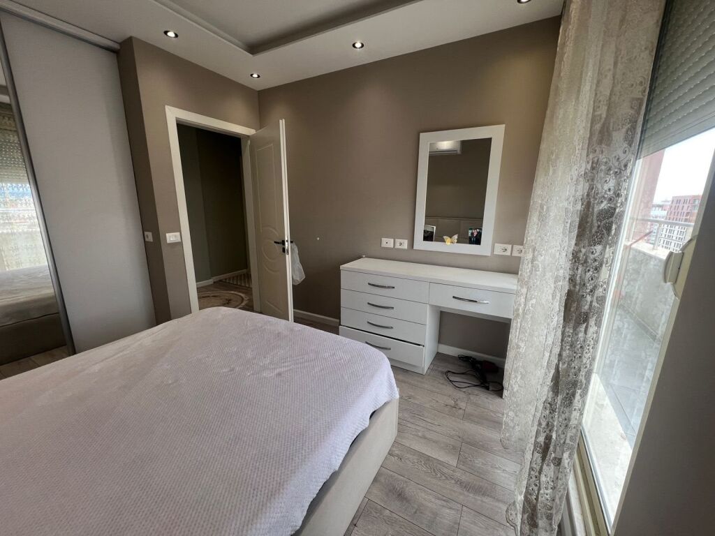 Apartament 2+1 Me Qera te Fusha aviacionit