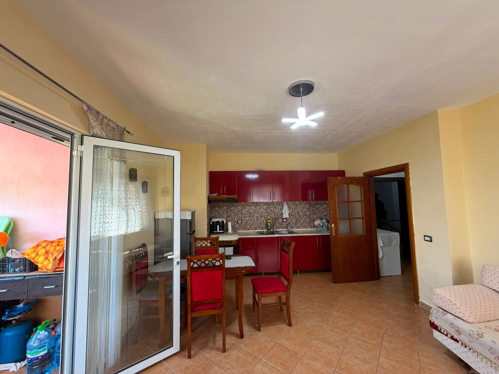 In vendita, Appartamento 1+1, A Mali i Robit.