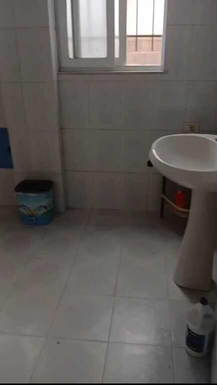 Affitto | Vilë 2 + 1 | Tregu Elektrik | 350 €/mese