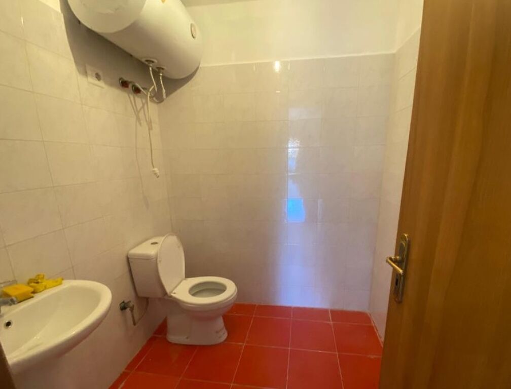 OCCASION ZONE 1450€ M2 BUSINESS UNIT FOR SALE IN ASTIR