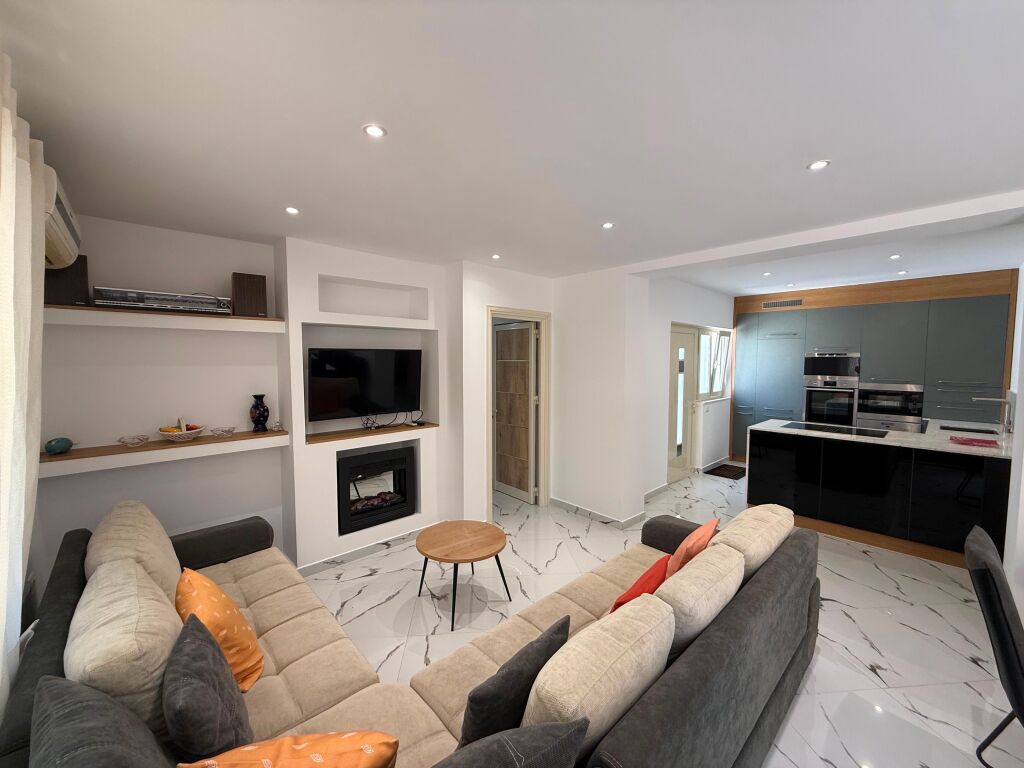 🏡 Affittasi Appartamento 2+1 – Via Besa, vicino alla Pizzeria La Fortuna