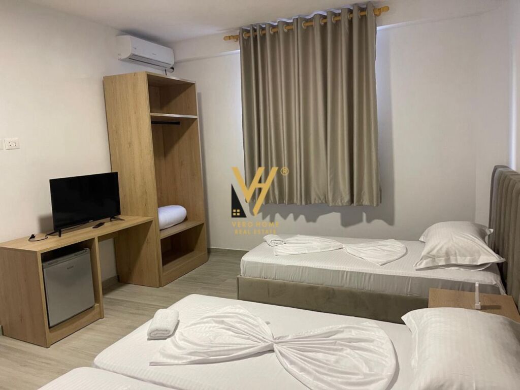 HOTEL IN VENDITA A RROTA E KUQE, GOLEM 800.000 EURO