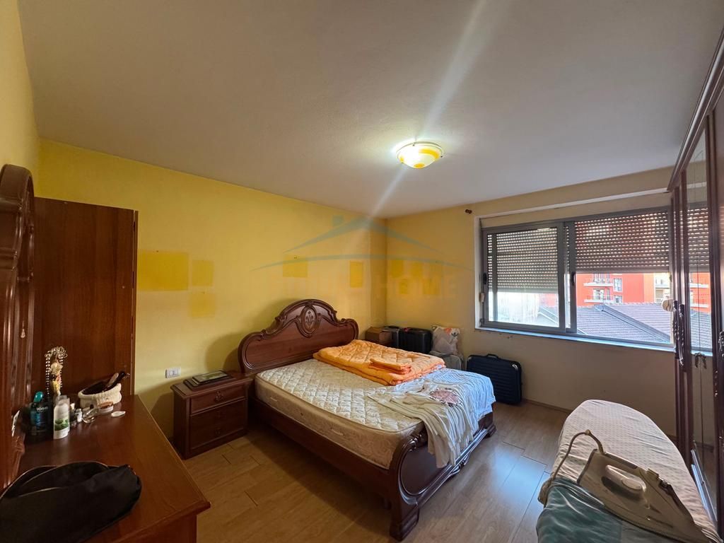 For sale, Apartment 2+1+2, Kosovareve Street, Tirana