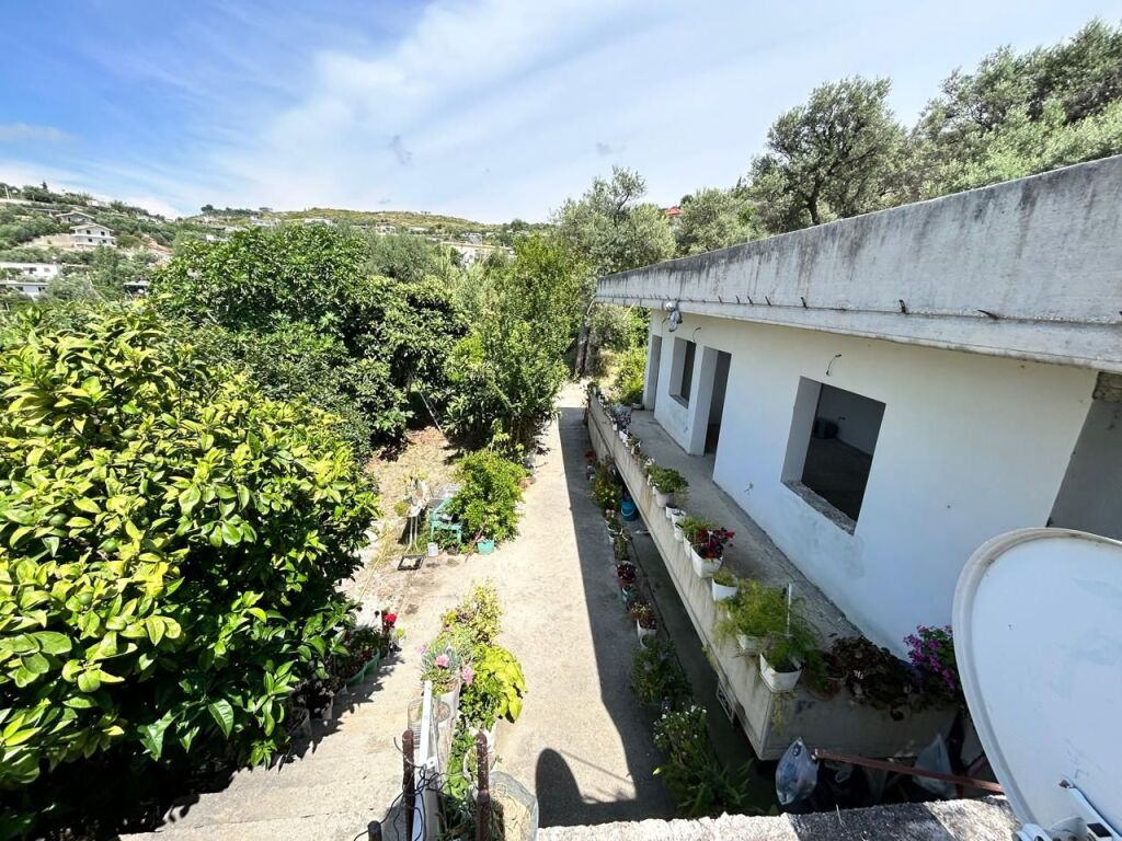 Two Private Houses for Sale in Neighborhood 4 Heronjtë, Vlorë