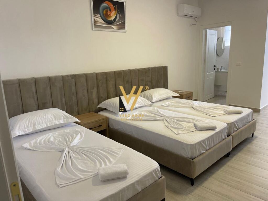 HOTEL IN VENDITA A RROTA E KUQE, GOLEM 800.000 EURO