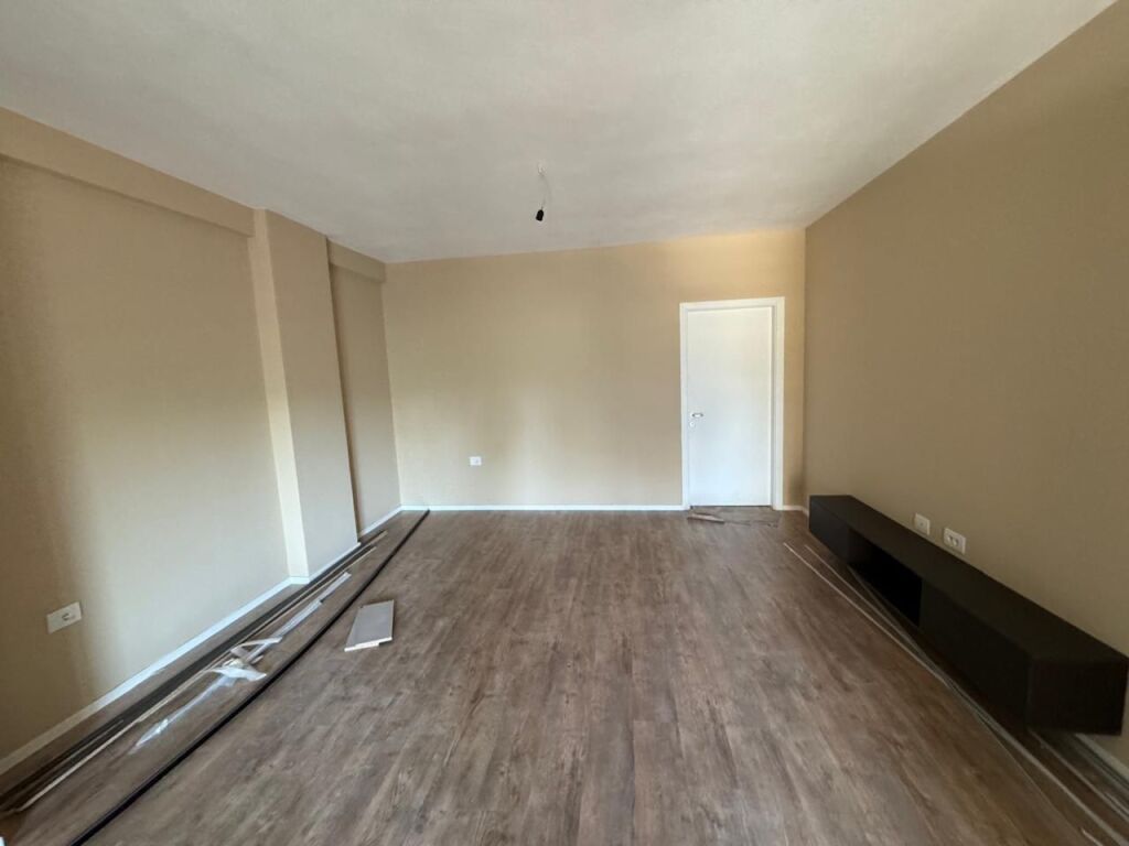 2+1 apartment for rent at the E88 complex