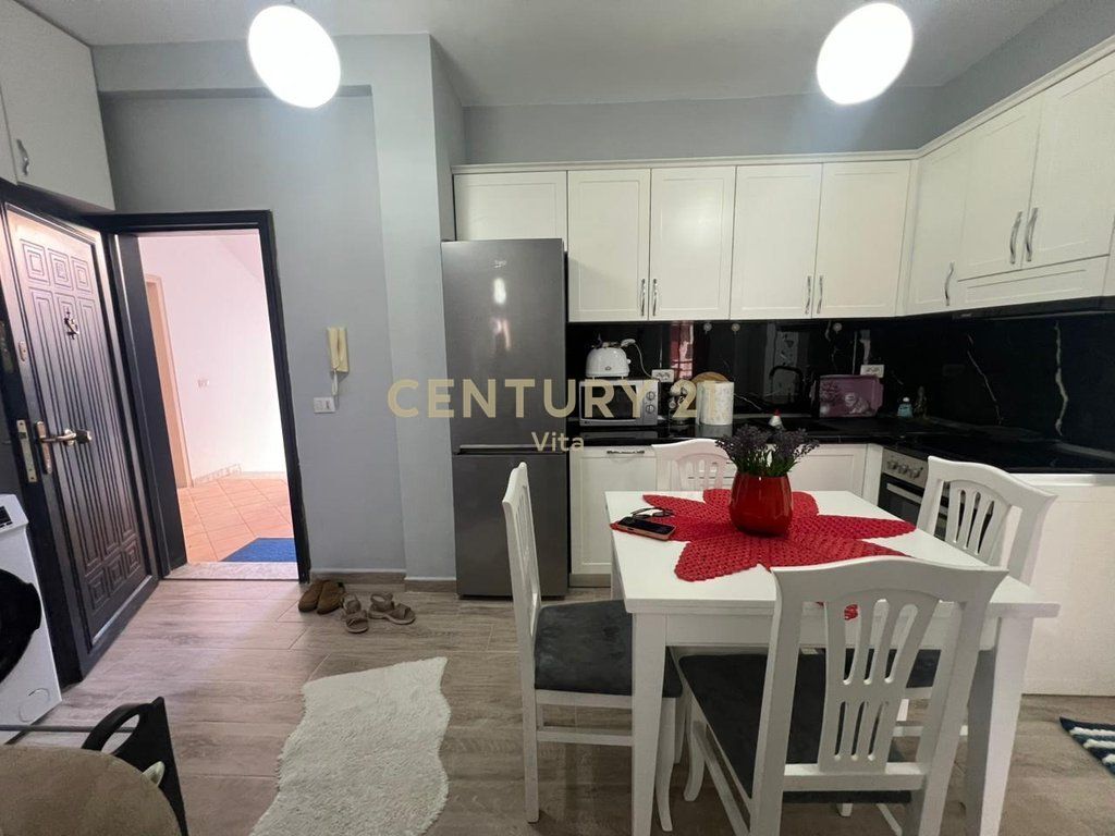 VENDESI APPARTAMENTO 1+1 A GOLEM, 70m CON VISTA MARE !!