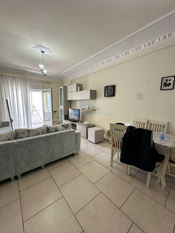 Affitto, Appartamento 1+1, Transballkanike, Vlore. 400 €