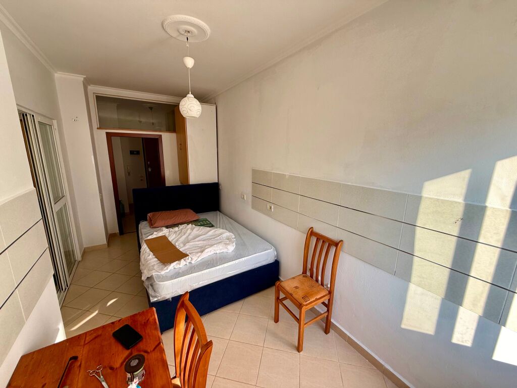 📣 QERA Apartament 2+1 Me Ballkon 📍 Rruga e Teleferikut, Prane Market Aldi ✨  💶 Cmimi 40.000 Leke/Muaj