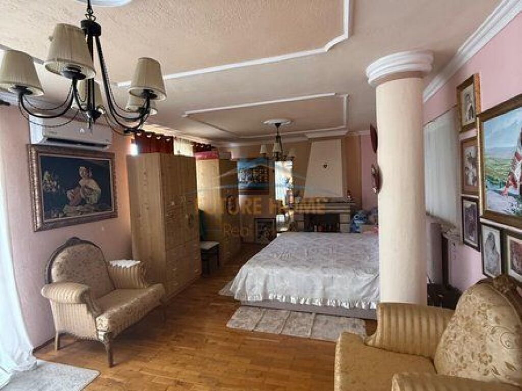 In vendita, Appartamento 2+1, Maternità Nuova, Tirana