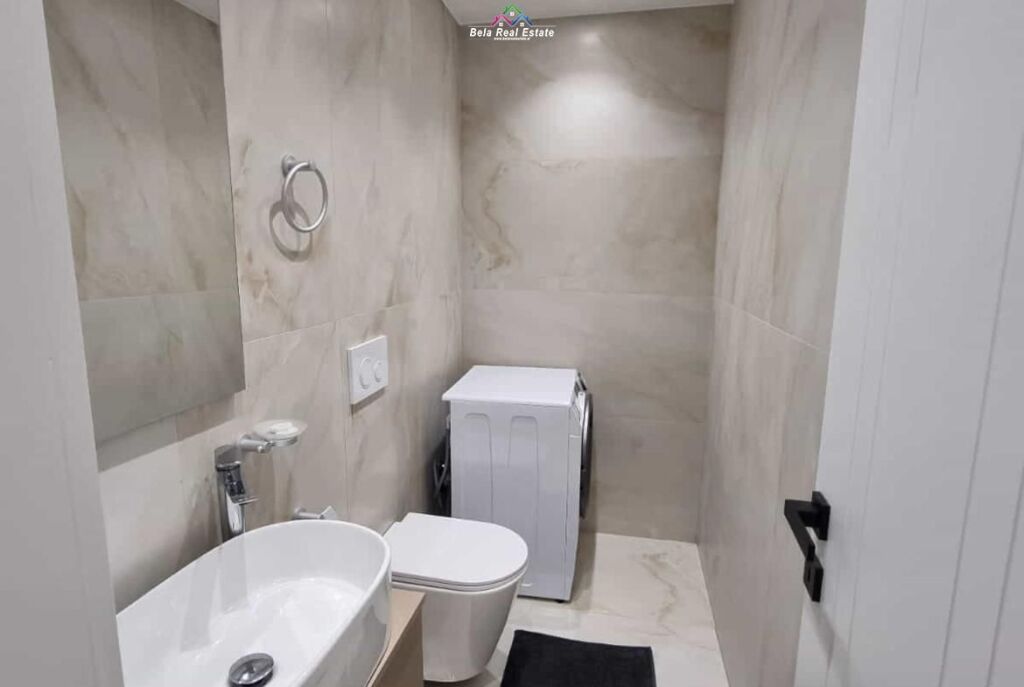 Appartamento\Duplex 2+1+2 in affitto nel Centro (ID B2201942) Tirana