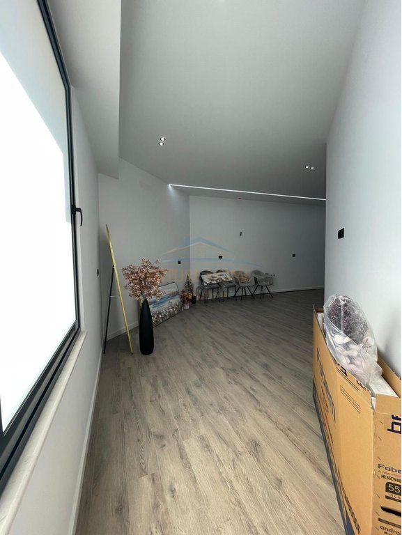 In vendita, Appartamento 1+1, Via ''Murrat Terbaci'', Vlorë.