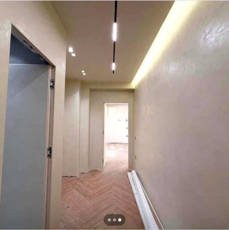 Super Appartamento 2+2+1 con balcone in vendita Vicino alla ex Esposizione
