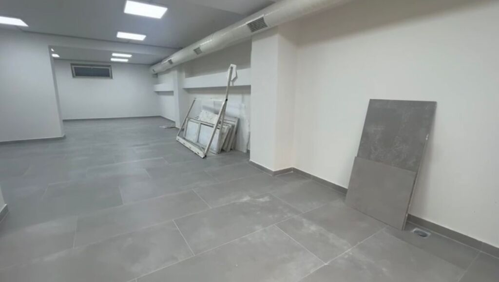 Jepet me qera dhe Shitet ambient biznesi