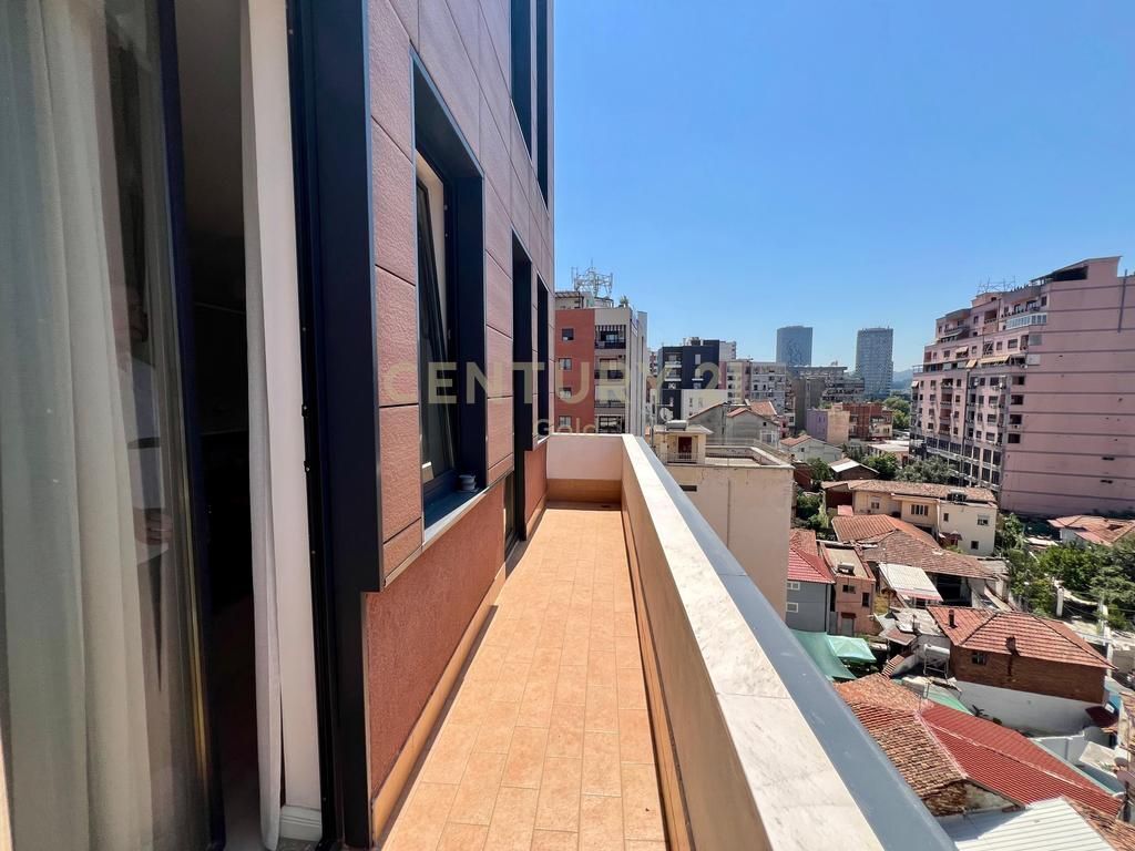 AFFITTIAMO APPARTAMENTO 2+1+2 + POSTO AUTO IN VIA BARRIKADAVE!!