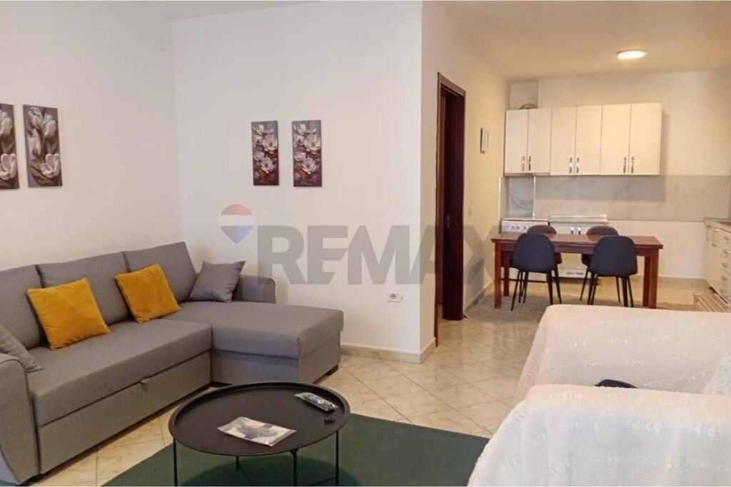 Affittasi Appartamento 2+1 Astir