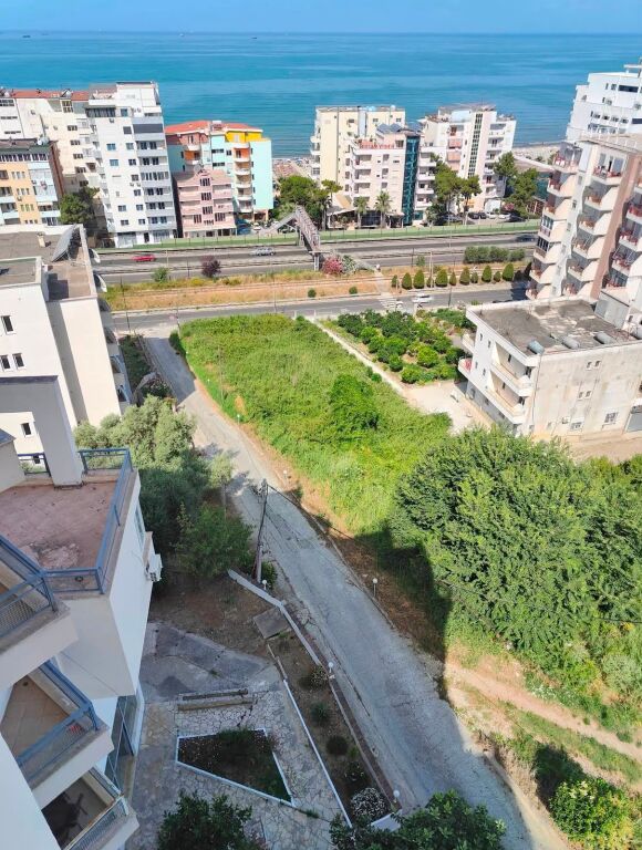 SHITET GARAZHD 23 M2 SHKEMB KAVAJE 13000 EURO