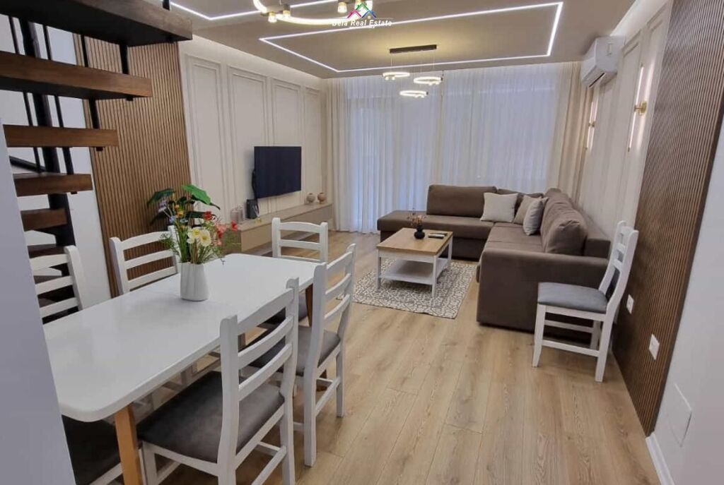 Appartamento\Duplex 2+1+2 in affitto nel Centro (ID B2201942) Tirana