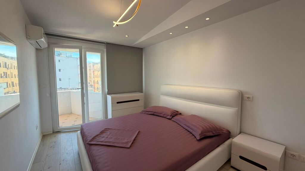 Appartamento Moderno 2+1 con Vista Mare – In Affitto sulla Spiaggia, Durazzo