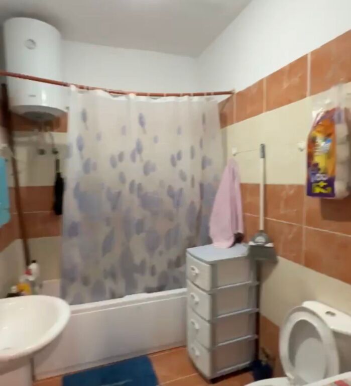 Appartamento 1+1 in vendita a Kamez!