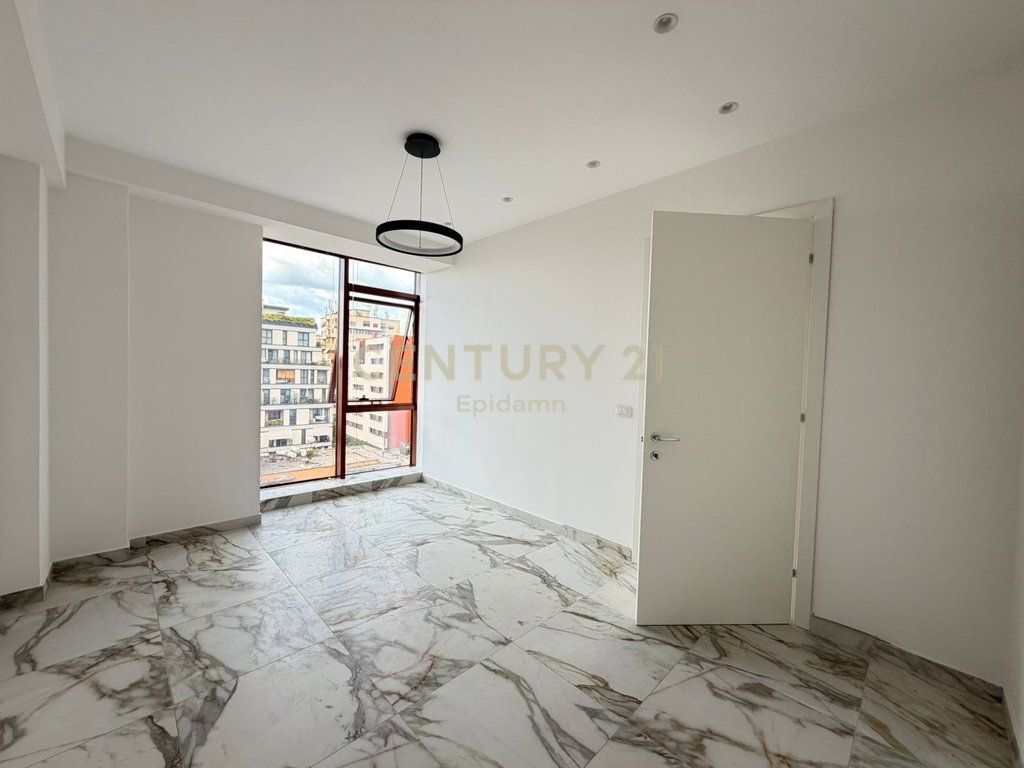 APPARTAMENTO 1+1 IN AFFITTO IN VIA KAVAJËS 1300€/mese