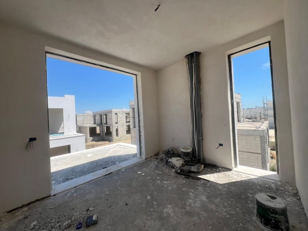 Individual Villa for Sale
